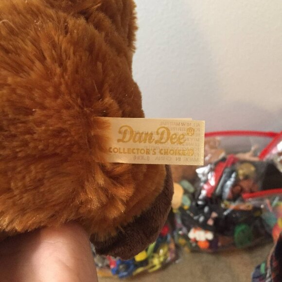 Kisses Valentines Dog Plush - Picture 5 of 10